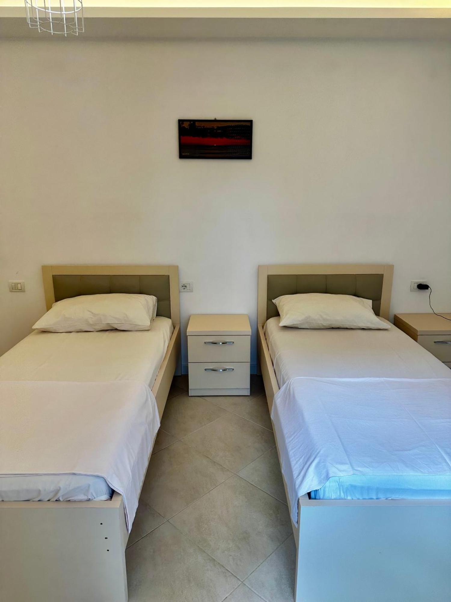 Villa Arberia Kryemëdhej Exteriör bild
