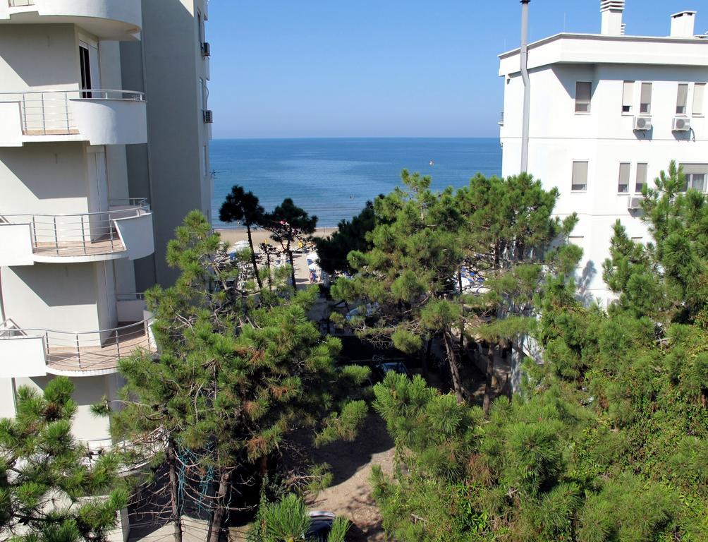 Villa Arberia Kryemëdhej Rum bild