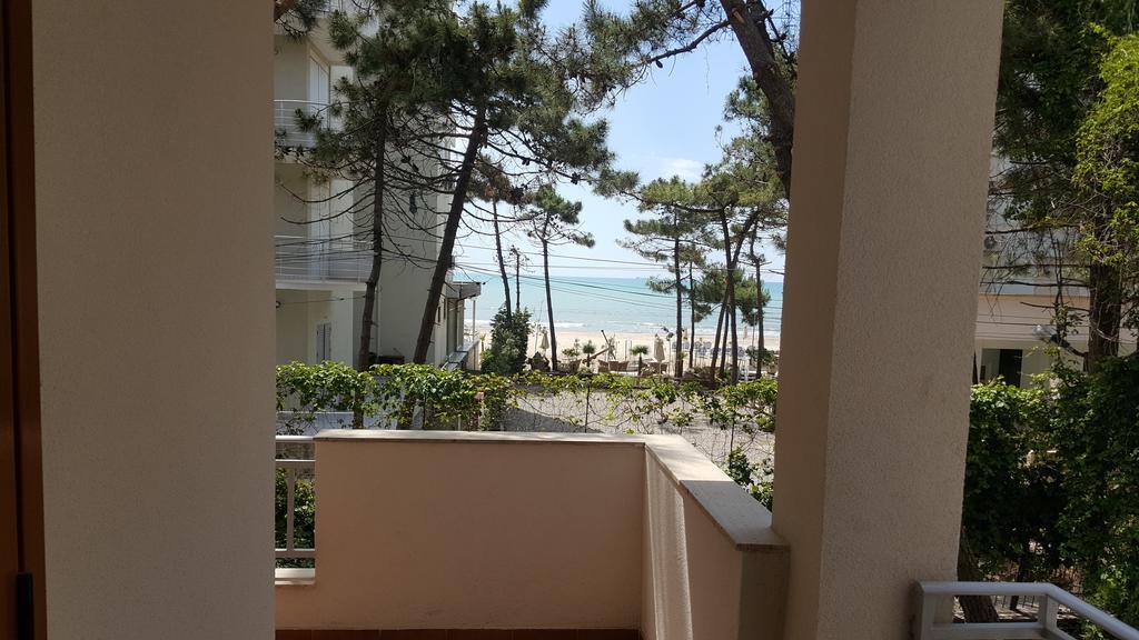 Villa Arberia Kryemëdhej Exteriör bild